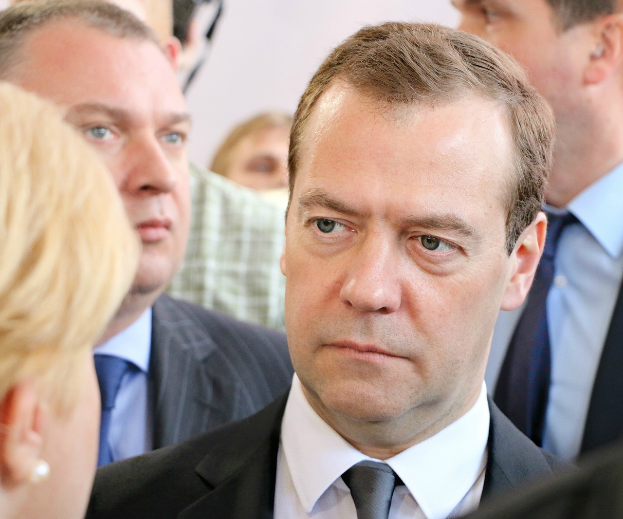 И да са проклети, независимо от правната квалификация на действията им. Нека горят в ада!