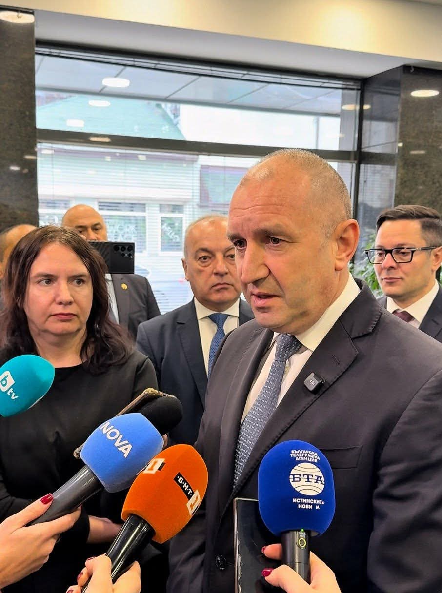 Снимка: Facebook/Р.Радев