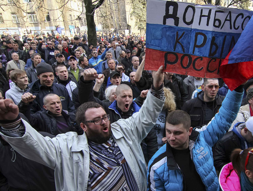 Категоричен е, че конфликтът е започнал именно когато артилерията на Украйна през 2014 г. е ударила мирните жители
